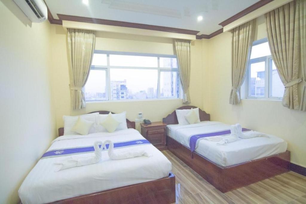 The Mou Hotel Phnom Penh Exterior foto