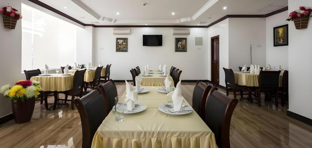 The Mou Hotel Phnom Penh Exterior foto